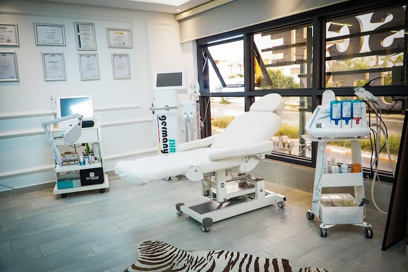 Deutsche Beauty : Salon de Coiffure & Esthétique